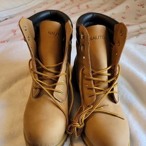Nautica boots